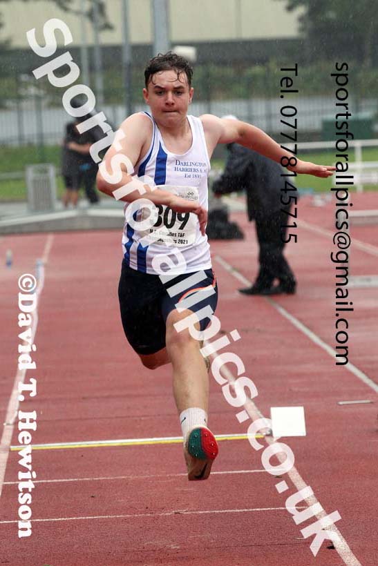 Mens and Boys triple jump, 2021 North Eastern Track and Field Champs., Middesbrough. Photo: David T. Hewitson/Sports for All Pics